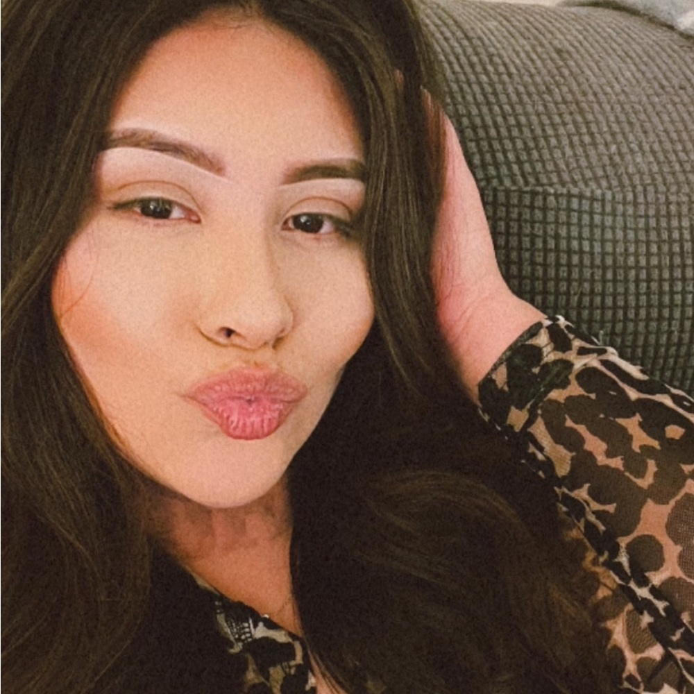 Meet your Posher, Ileean